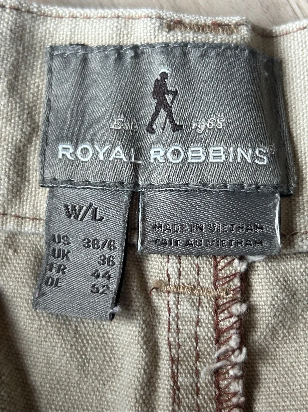 Royal Robbins Relaxed Tailored Cotton Shorts 36 Khaki SPF Golf Casual Classic